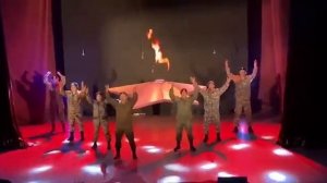 Патриотический танец "Во славу героев"