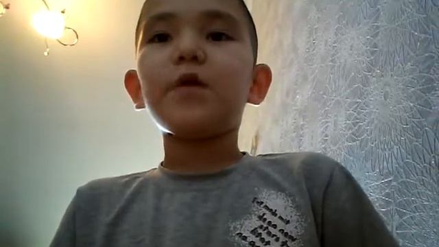 Зачем страус прячет голову в песок ? смотреть онлайн