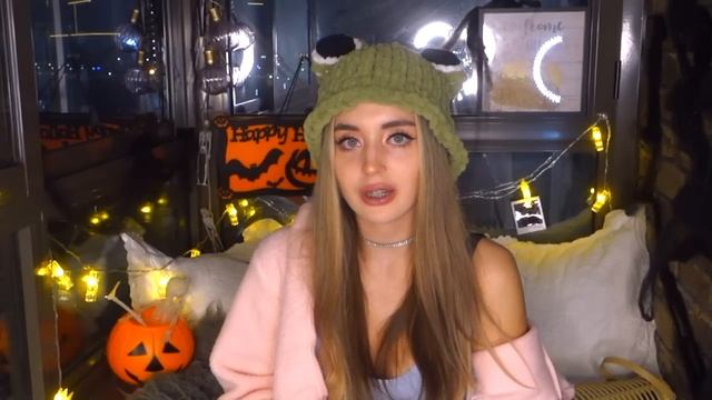 Я открыла ЗАГАДОЧНЫЙ ЛЮК! Там было ОНО.. смотреть онлайн