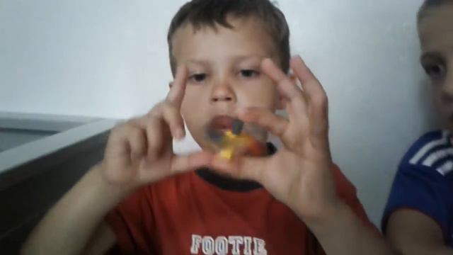 LEGO СПИНЕР СВОИМИ руками. ЛУЧИК с Илюшей собирают спинер из лего смотреть онлайн