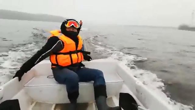 На что способен лодочный мотор Привет 22 смотреть онлайн