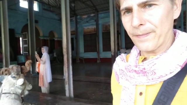 ЯТРАХ ДХАРМА ТАТРА ДЖАЙЯ. ДЕНЬ - 6. В РЕЗИДЕНЦИИ У ГЛАВЫ ШИВАИТСКОГО ДВИЖЕНИЯ.