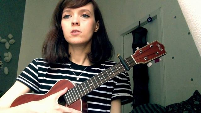 The Last Shadow Puppets - Standing Next To Me Ukulele Cover/Разбор смотреть онлайн