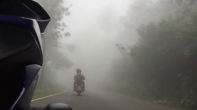 Kolli Hills - A weekend trip! смотреть онлайн