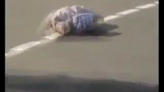 Вот из за чего не уважают старших смотреть онлайн