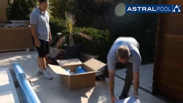 Установка надводных автоматических покрытий AstralPool смотреть онлайн