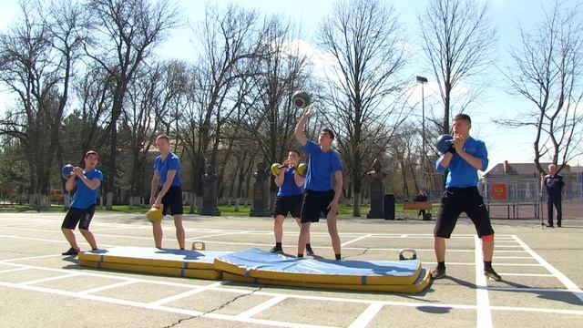 День открытых дверей в ДККК 17 04 2021, гиревые виды спорта.mp4 смотреть онлайн