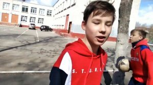 сыграли В ДВОРОВОЙ ФУТБОЛ НА ЖОПУ!/САМЫЙ ЖЕСТКИЙ ДВОРОВОЙ ФУТБОЛ!