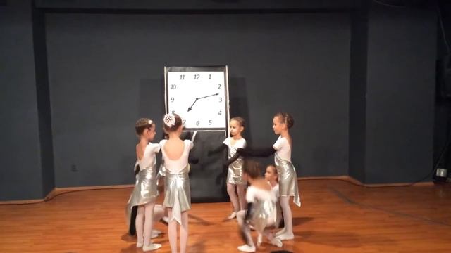 Танцтеатр-студия средняя группа смотреть онлайн