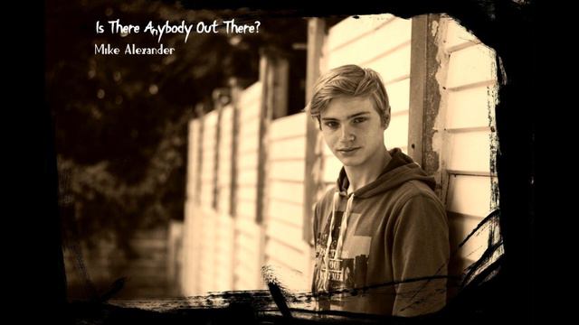 Is There Anybody Out There? (Audio) смотреть онлайн