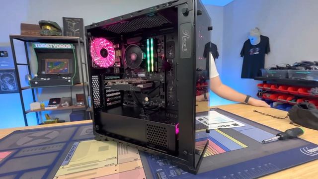 BUDGET Ryzen 5500 + RX 6600 Gaming PC Build смотреть онлайн