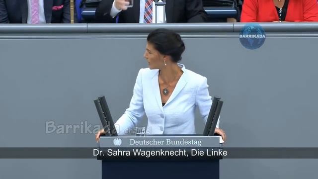 Не сдержалась! Сара Вагенкнехт ПРОСТО ВЫВЕРНУЛА Меркель НАИЗНАНКУ смотреть онлайн