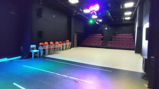 Концертный зал в аренду смотреть онлайн