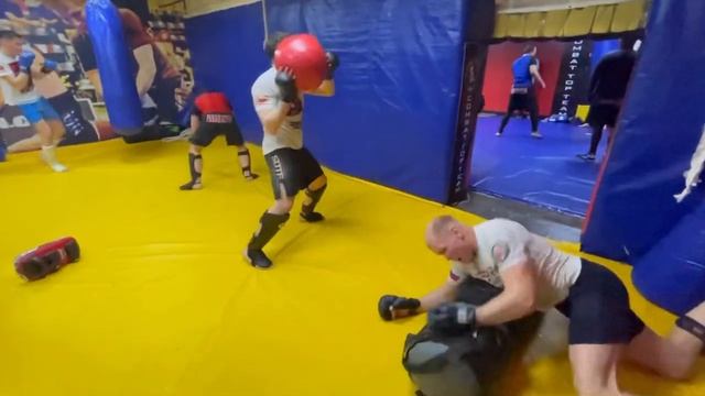 Тренировки по смешанным единоборствам. Уфа. Панкратион. Мма. Боевое самбо. Рукопашный бой. смотреть онлайн