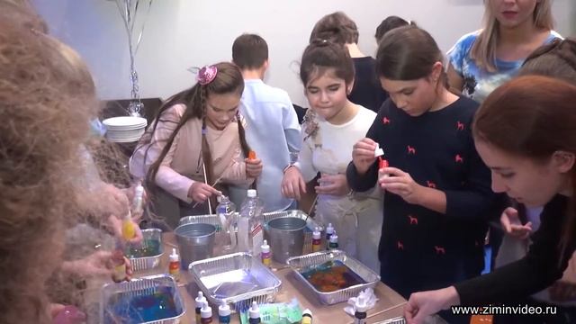 Эбру - рисование на воде Ebru - painting on water Дети рисуют Kids paint 孩子们画的 キッズ塗装 ziminvideo смотреть онлайн