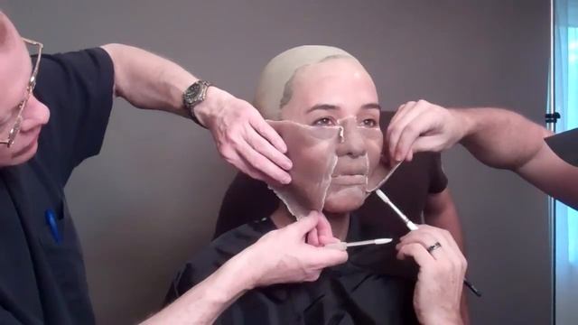 25 Year Old Model is Transformed into an African American Senior Citizen смотреть онлайн