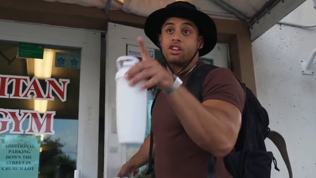 HIGH INTENSITY LEG WORKOUT x GETTING MY BIKE BACK смотреть онлайн