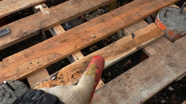 Бетонная ТЕРРАСА на 9 бетонных столбах, с кирпичным периметром. Подробно по этапам за 5!!! месяцев смотреть онлайн