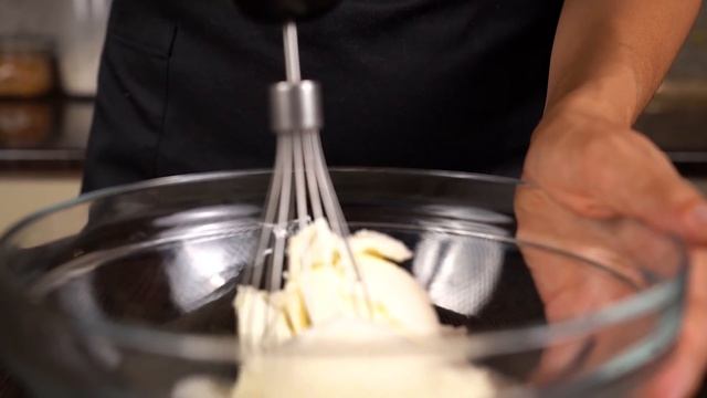 Наслаждение в КАЖДОМ кусочке! Настоящий ЧИЗКЕЙК с летними ягодами! смотреть онлайн