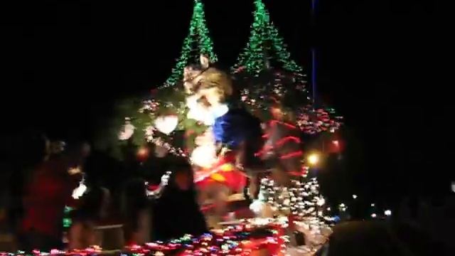 Niantic Light Parade 2008 смотреть онлайн