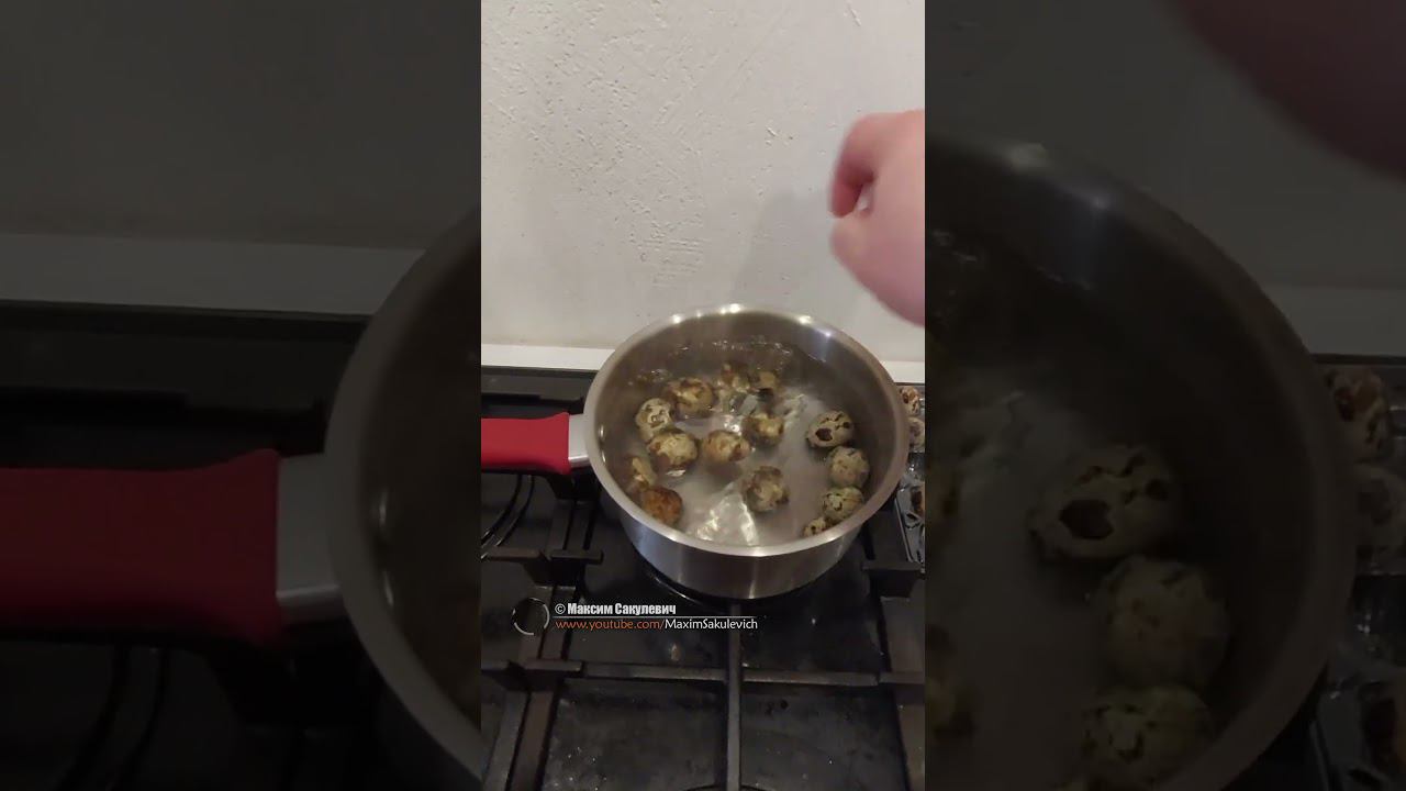 Как лопаются яйца в кипятке #sakulevichcooking # #BoilEggs #eggs смотреть онлайн