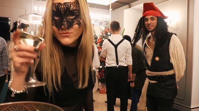 Жаркая вечеринка в новогоднюю ночь 2018 | Nicki Minaj & Snegucci смотреть онлайн