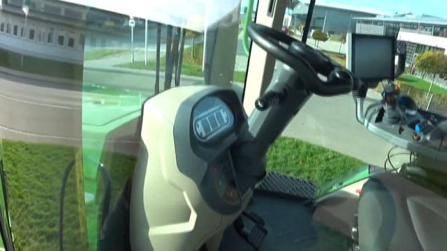 Трактор  Fendt 943 Vario MT  на резиновых гусеницах