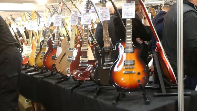 Today I went to the Birmingham Guitar Show 2023 смотреть онлайн