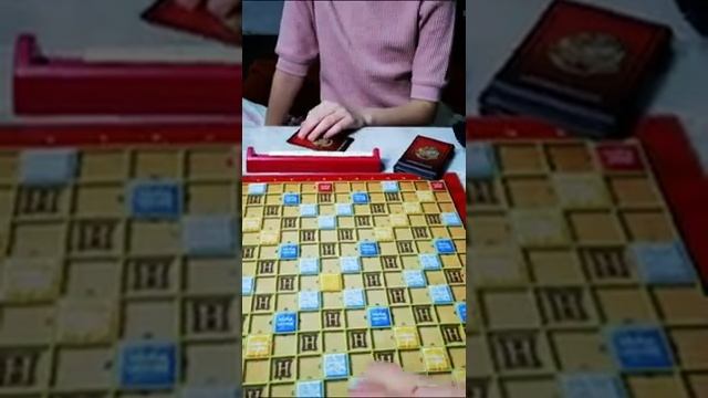 Scrabble Harry Potter Edition смотреть онлайн