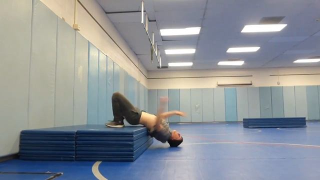 SAND AND SNOW PARKOUR!! Monthly Training: January 2018 смотреть онлайн