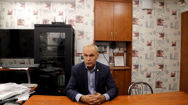 ПРО ЖКХ. Как мы решили проблему плохой вентиляции на 10-м этаже (верхнем этаже) смотреть онлайн