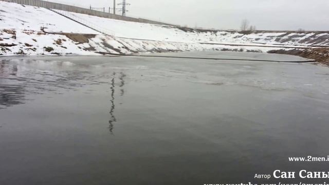 Рыбалка - Тестирование джиг-головок на речке зимой, ловим окуня смотреть онлайн