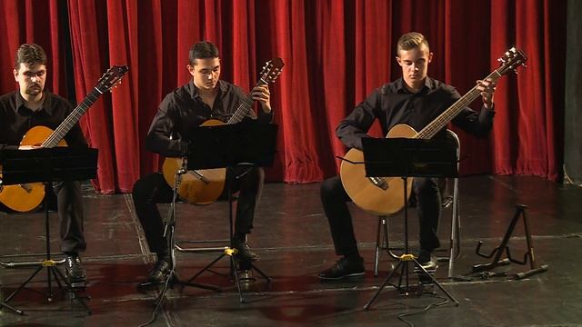 The Beautiful Blue Danube by Johann Strauss II - Guitar Quintet „Coda“ смотреть онлайн