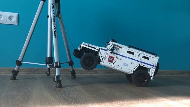Lego ГАЗ Тигр СПМ-2/Lego GAZ Tiger SPM-2/Powered by BuWizz смотреть онлайн