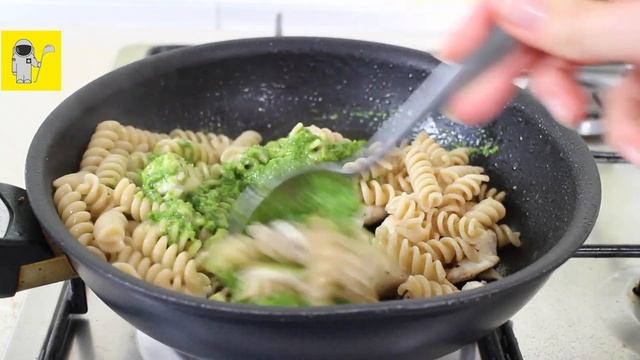 ЧТО ПРИГОТОВИТЬ НА УЖИН ИЛИ ОБЕД. Три рецепта за 15 минут – баклажаны, курица, соус песто смотреть онлайн