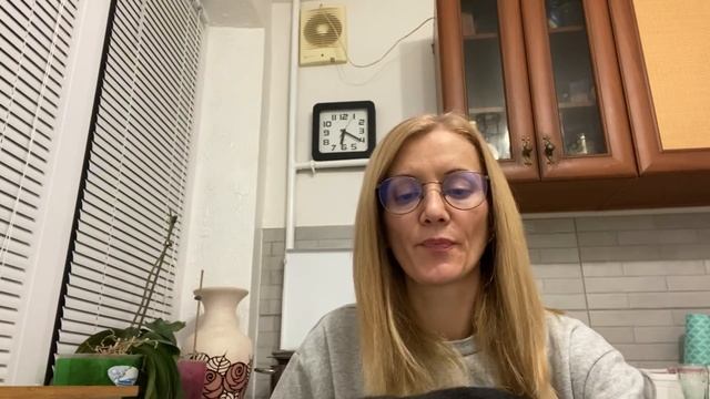 ВЛОГ Завтрак от дочки / Кому я хочу отдать свой телефон / Отвечаю на вопросы смотреть онлайн