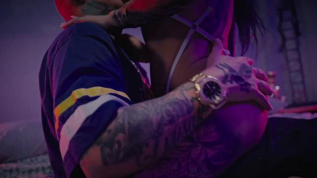 LA SANTA GRIFA // TOCAME // VIDEO OFICIAL смотреть онлайн