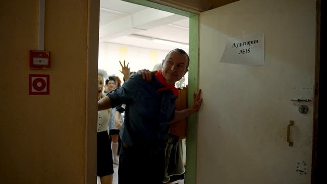 Клип - подарок от родителей выпускникам V2 2023 | Музыкальный клип на выпускной | Cinema71.RU смотреть онлайн