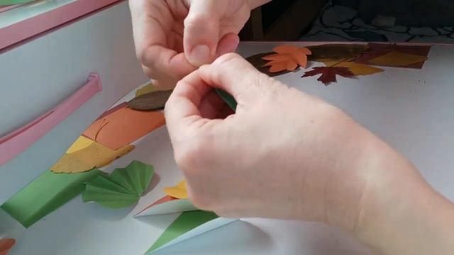 Гирлянда из осенних листьев смотреть онлайн