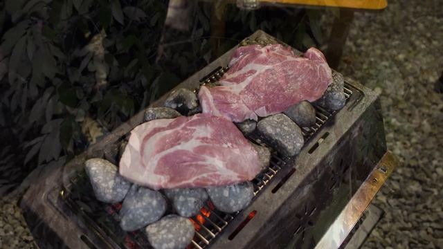 세팅, 음식 모든게 마음에 들었던 우중캠핑｜의외의 캠핑 꿀템｜맥반석 구이｜안동소주｜사리곰탕 리조또｜ смотреть онлайн