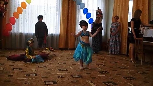 Восточный танец в детском саду, г.Севастополь. смотреть онлайн