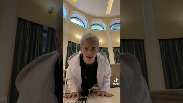 Даня Милохин подборка его старых видео. смотреть онлайн