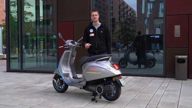 Vespa Elettrica: Der Piaggio-Kult-Roller wird elektrisch! смотреть онлайн