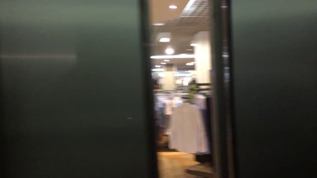 Kone EcoDisc Elevator At The Debenhams CastleCourt Belfast For nirtrainman And PINKHORSEY смотреть онлайн