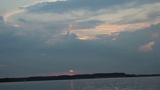 Рыбинское водохранилище, выше Весьегонска, у д.Стрелица, июня 2013 г. смотреть онлайн