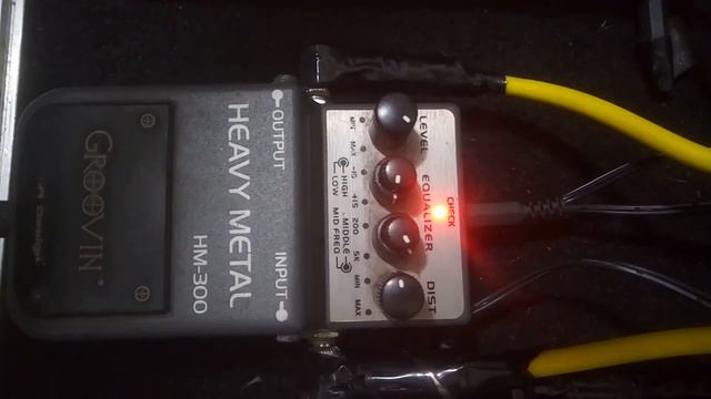 Review pedal demo Groovin' Heavy Metal HM300 Boss Metalzone Copy at Marshall MG15 смотреть онлайн