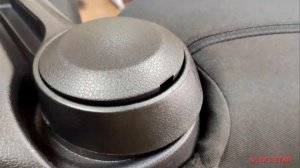 Разбор Тойота CH-R для установки авточехлов с выниманием сидений, снятием пластика...