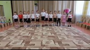 МБДОУ «Детский сад № 10», «Светлячки», «Идёт солдат по городу» (муз. Шаинский В., сл. М.Танич)