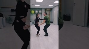 танец bachata для вас в Выборгском районе Спб!