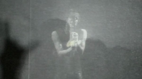 Nine Inch Nails - 1995 - Hurt (Live Version)